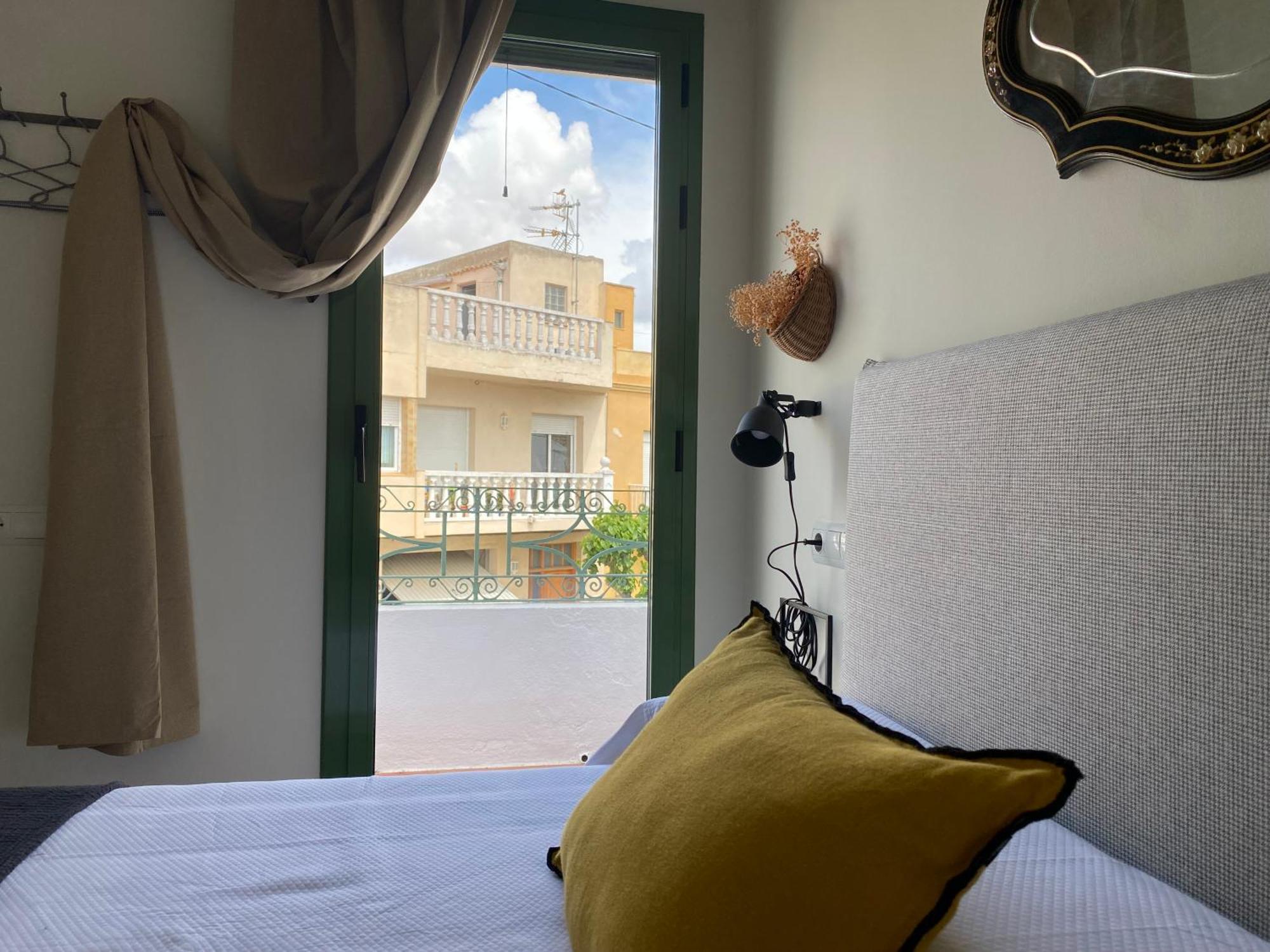 Hotel Les Filles à Deltebre Extérieur photo