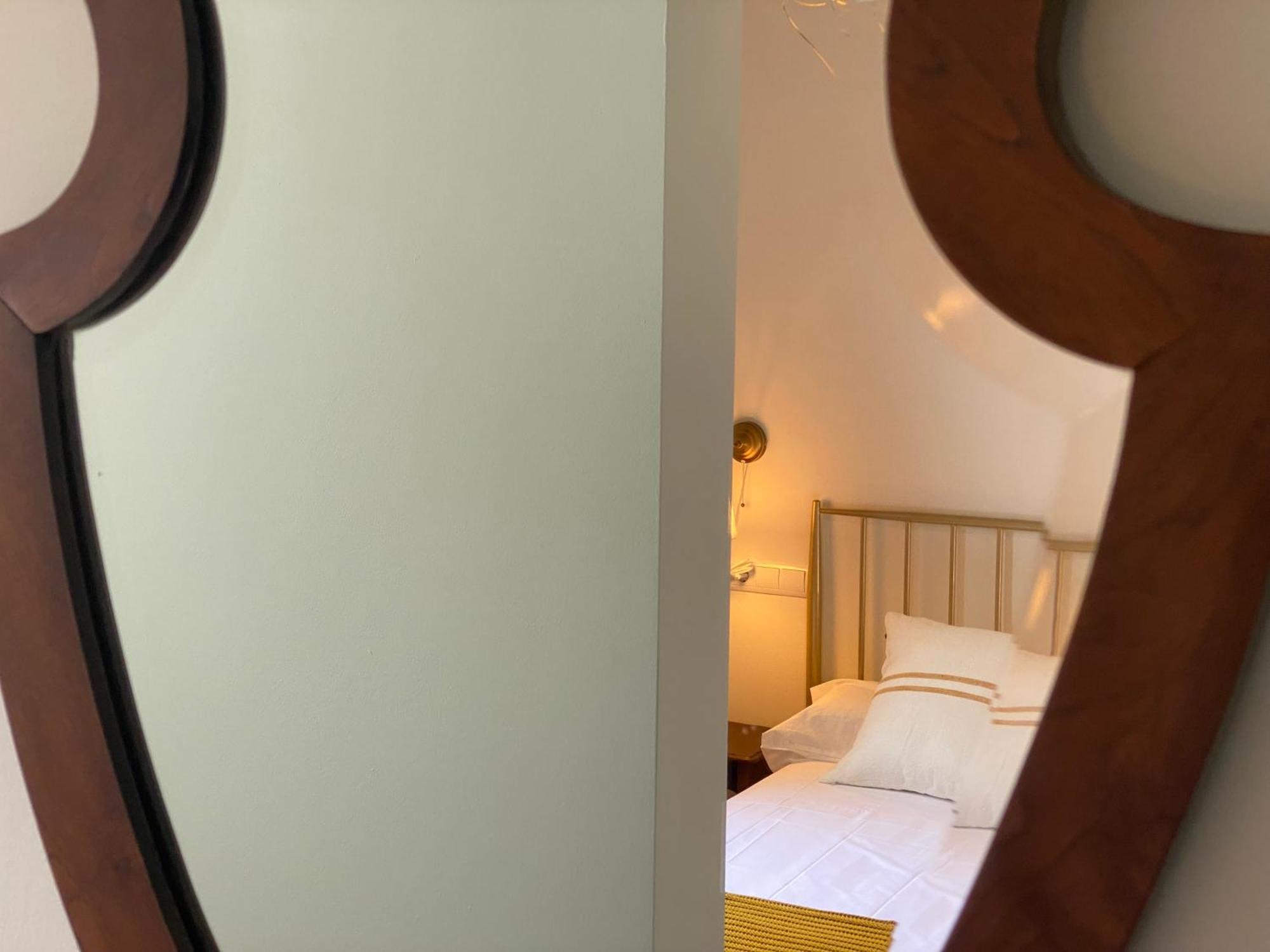 Hotel Les Filles à Deltebre Extérieur photo