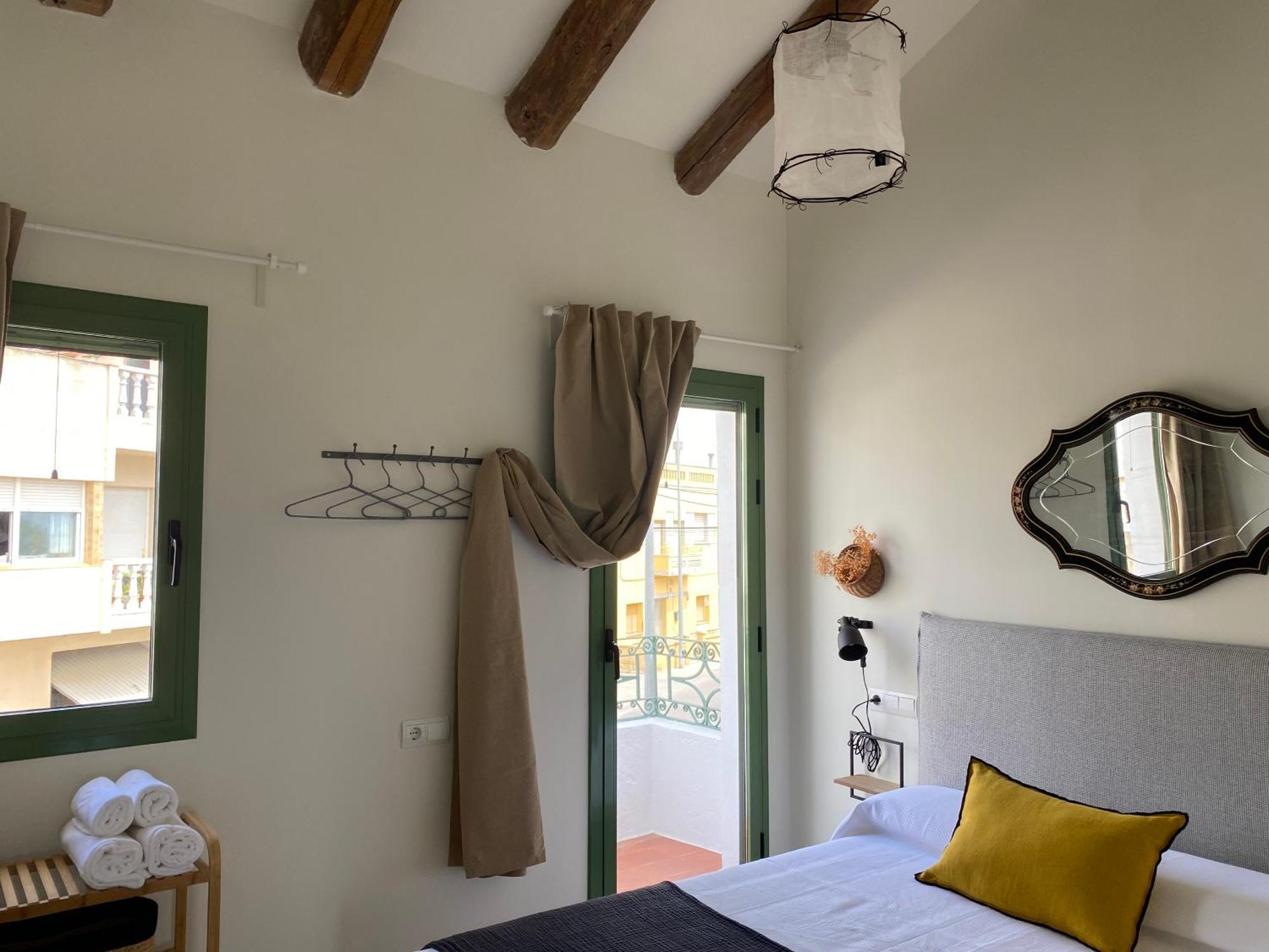 Hotel Les Filles à Deltebre Extérieur photo