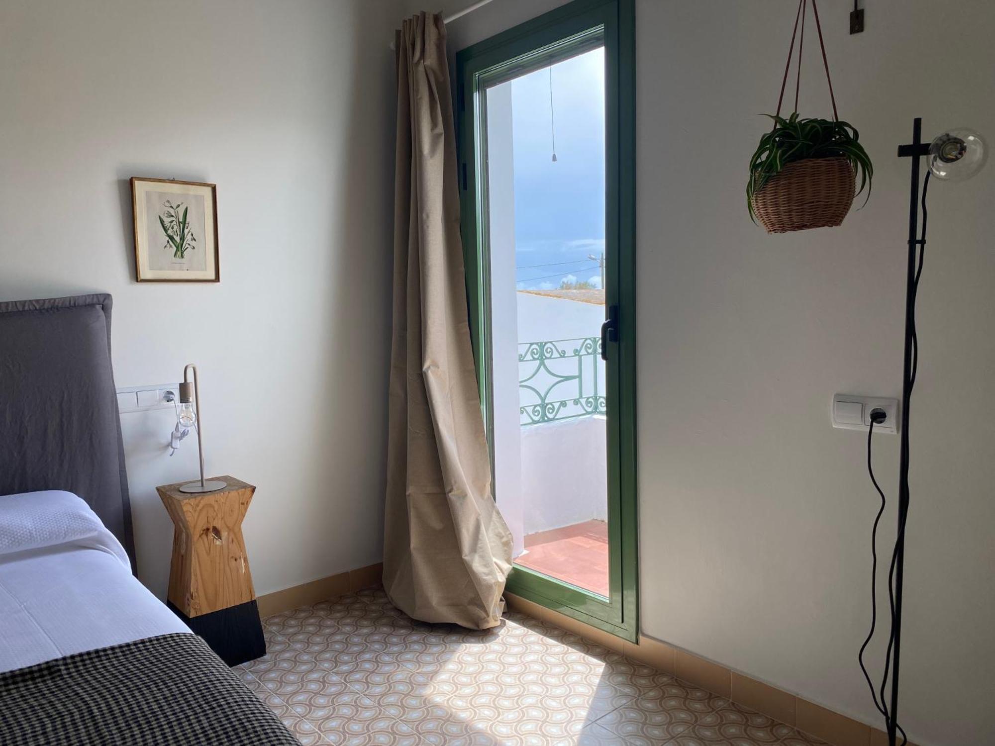 Hotel Les Filles à Deltebre Extérieur photo