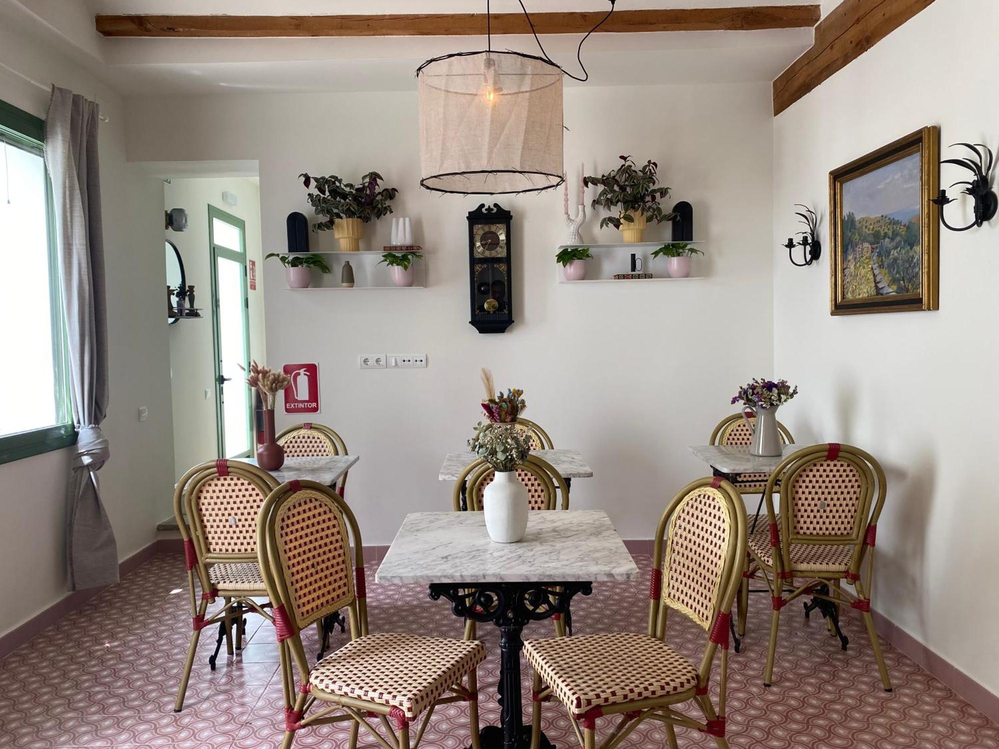 Hotel Les Filles à Deltebre Extérieur photo